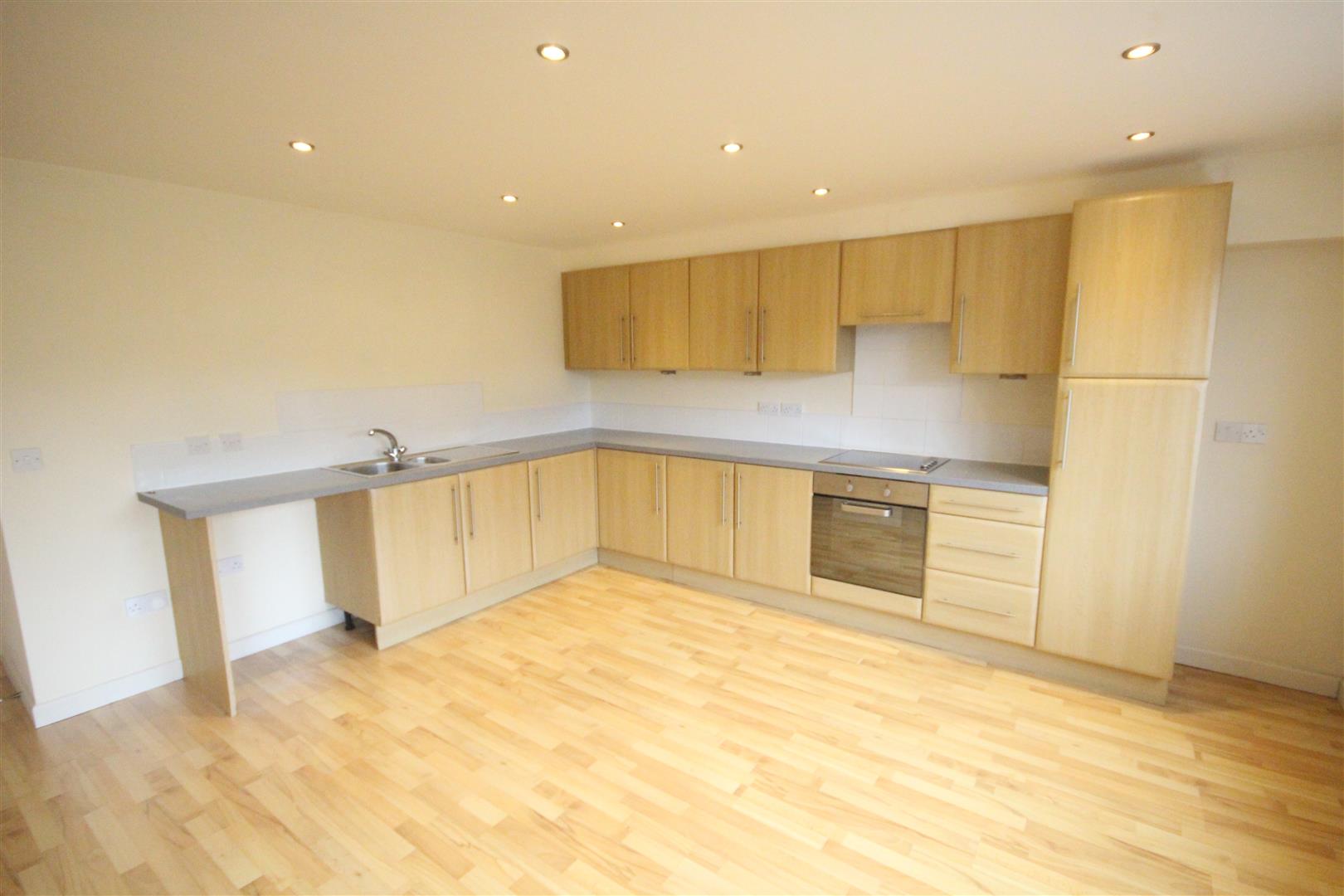 2 bedroom apartment SSTC in Colne - IMG_3443.jpg